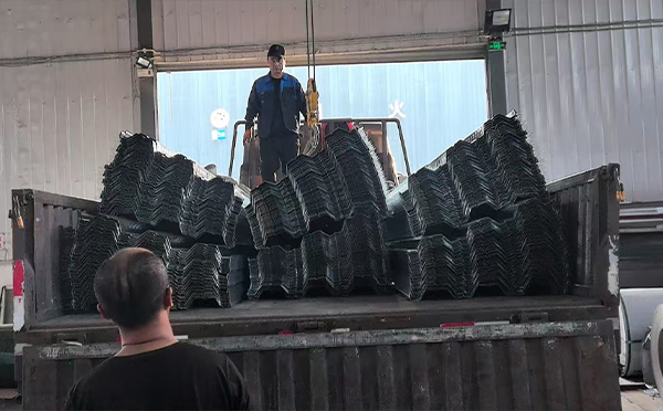 9月工程旺季，囊谦楼承板供应如何保障？